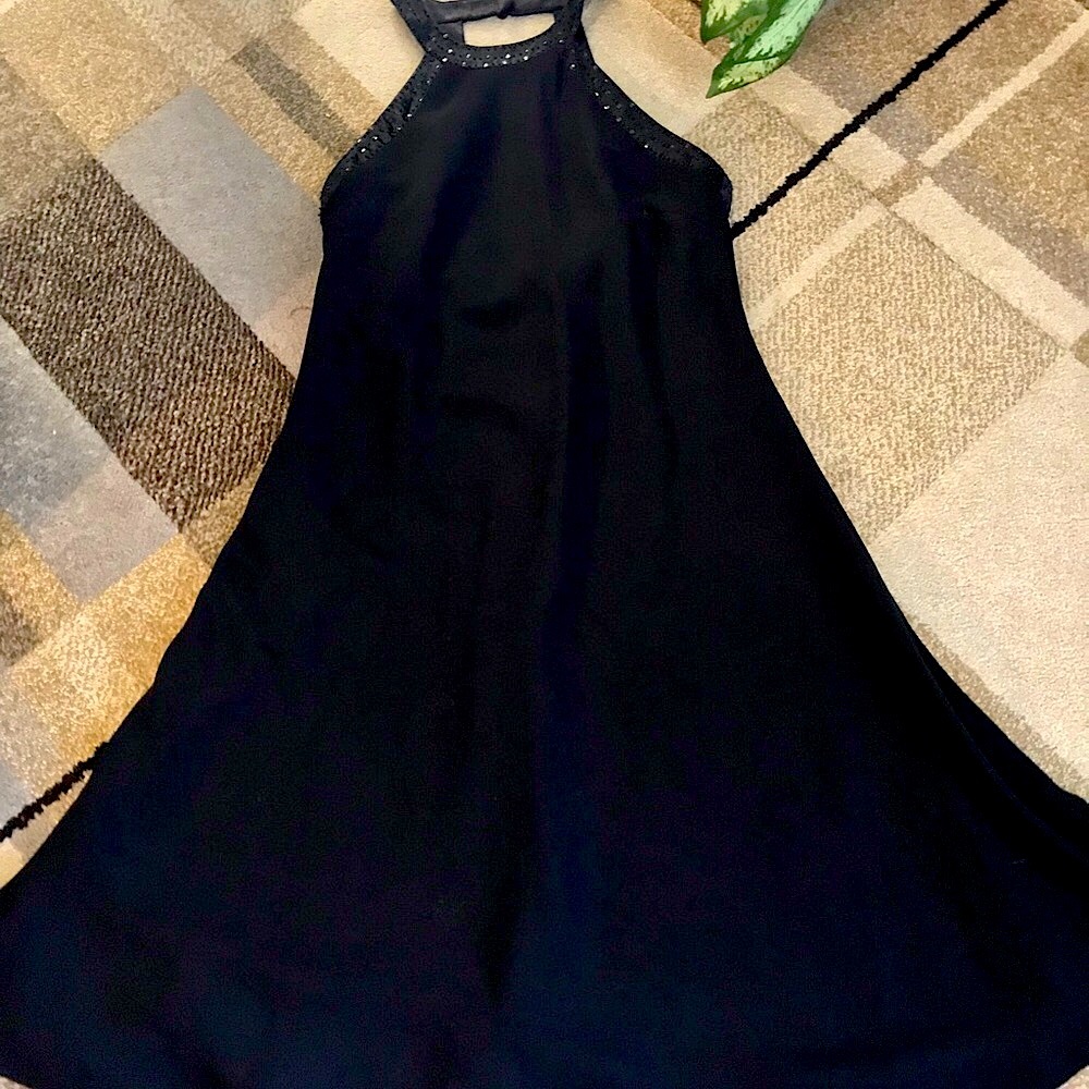 Jones Wear Beautiful, All-Occasions Black Midi Dress